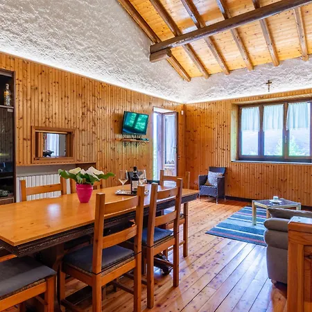 Locazione Turistica Annita Casa vacanze Dervio